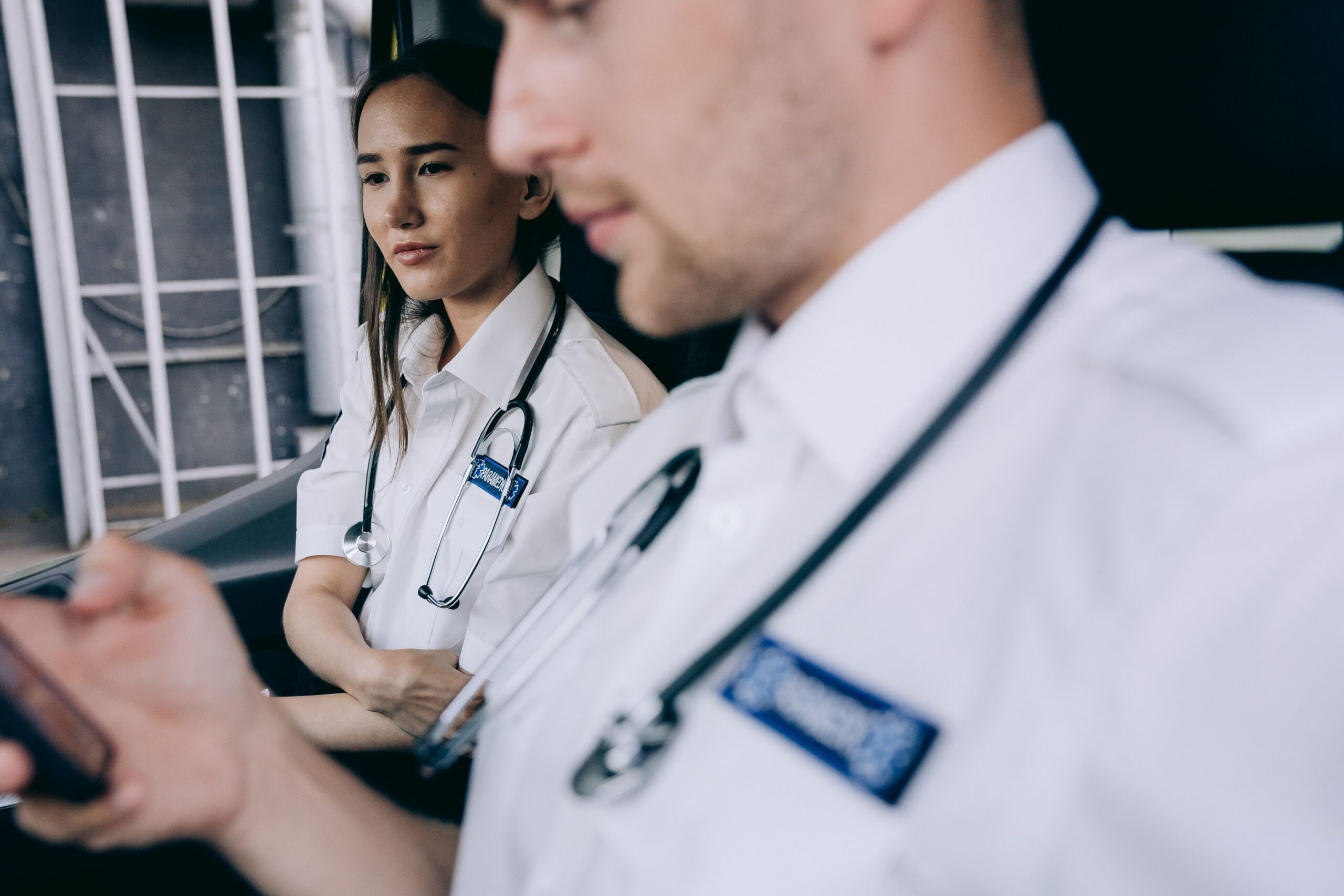 Can You Practice Medicine in the U.S. Without Residency? What the New 2026 State Laws Actually Mean